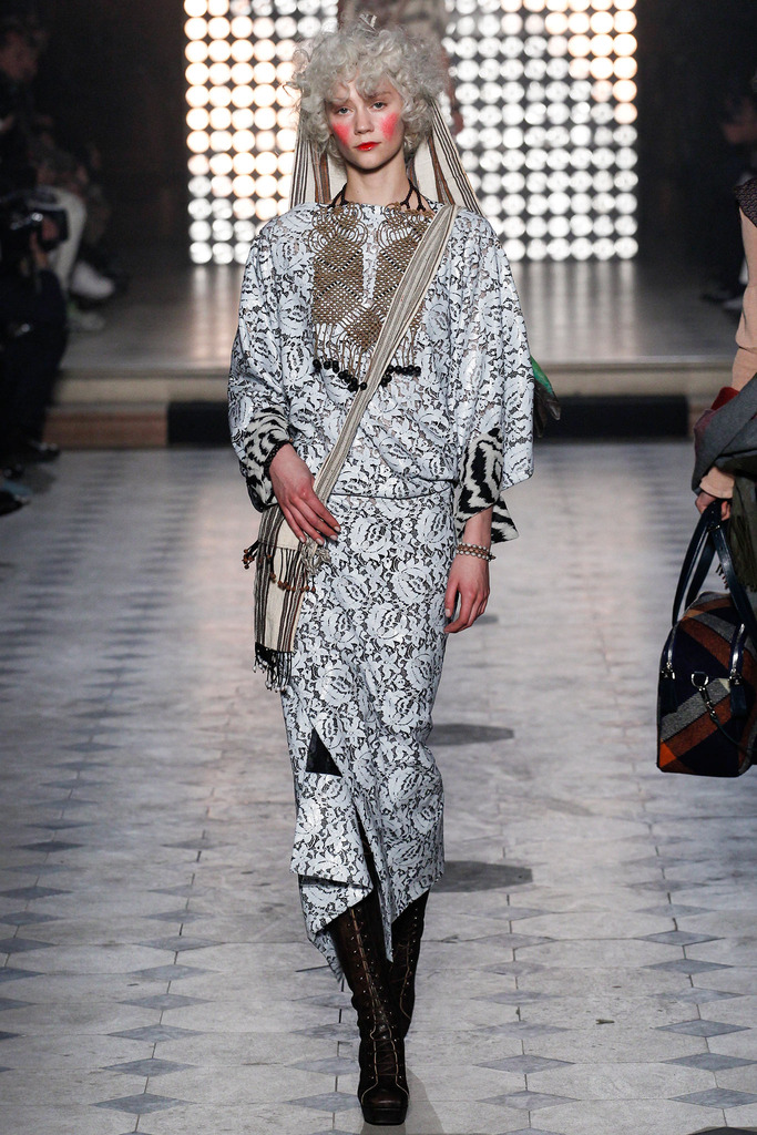 VivienneWestwood秋冬系列 14pqzpkde3s.jpg